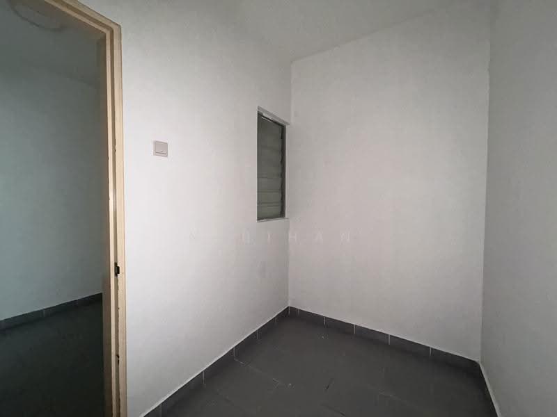 Apartment for Sale at Idaman Residence - Nabihan Rawof - Interior - PropertyGuru.com.my