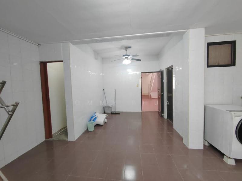 Rumah Teres 2-Tingkat untuk Disewa di Taman Mesra (Senai) - Tommy Phua - Interior - PropertyGuru.com.my
