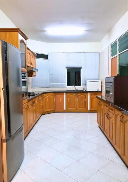 Kondominium untuk Disewa di Gurney Beach Resort - Clifton Chee - Kitchen - PropertyGuru.com.my