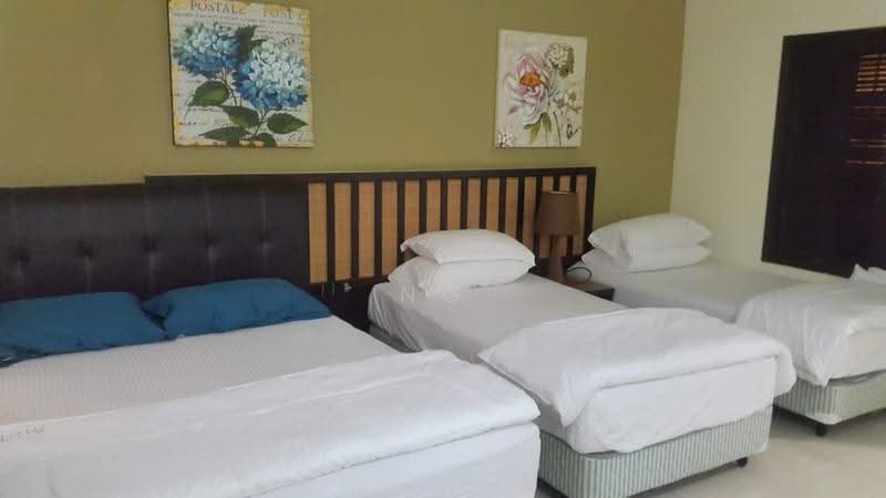 Kediaman Servis untuk Disewa di Gold Coast Morib Resort - Ng Shawn - Bedroom - PropertyGuru.com.my