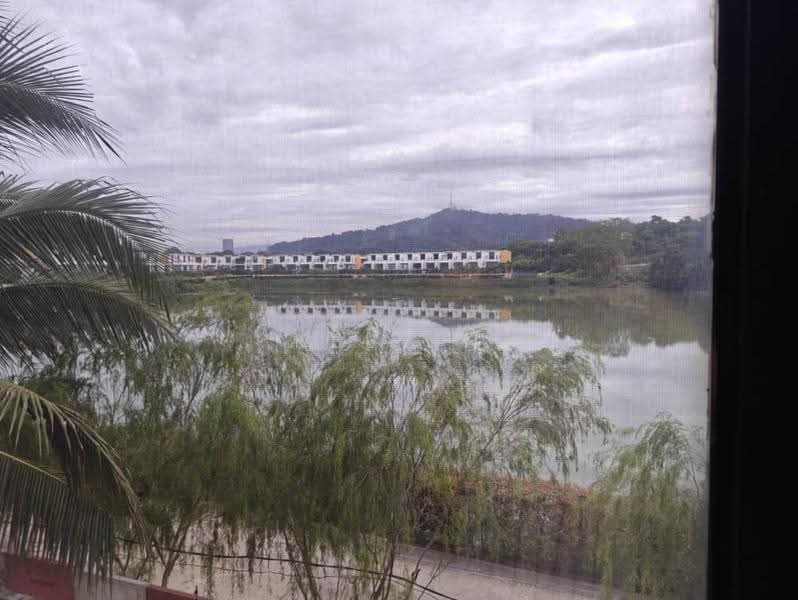 Rumah Berkembar untuk Dijual di Lake Fields (Sungai Besi) - Kelvin Tan - View - PropertyGuru.com.my