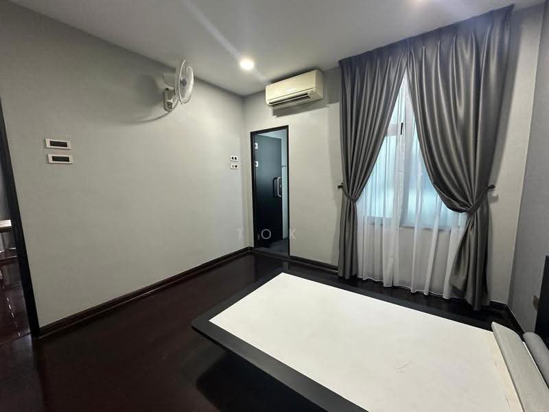 Service Residence for Sale at The Sky Executive Suites - Tok CJ - Bedroom - PropertyGuru.com.my