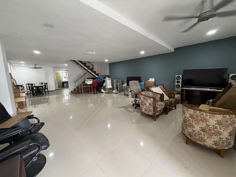 2-storey Terraced House for Sale in Taman Suria Jaya (Cheras) - Kris Tan - Living Room - PropertyGuru.com.my