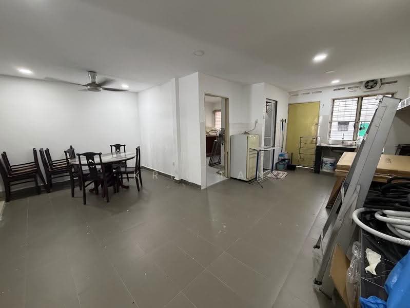 2-storey Terraced House for Sale in Taman Suria Jaya (Cheras) - Kris Tan - Dining Room - PropertyGuru.com.my