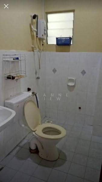 Apartment for Sale at Vista Seri Alam - Leanne Liew - Bathroom - PropertyGuru.com.my