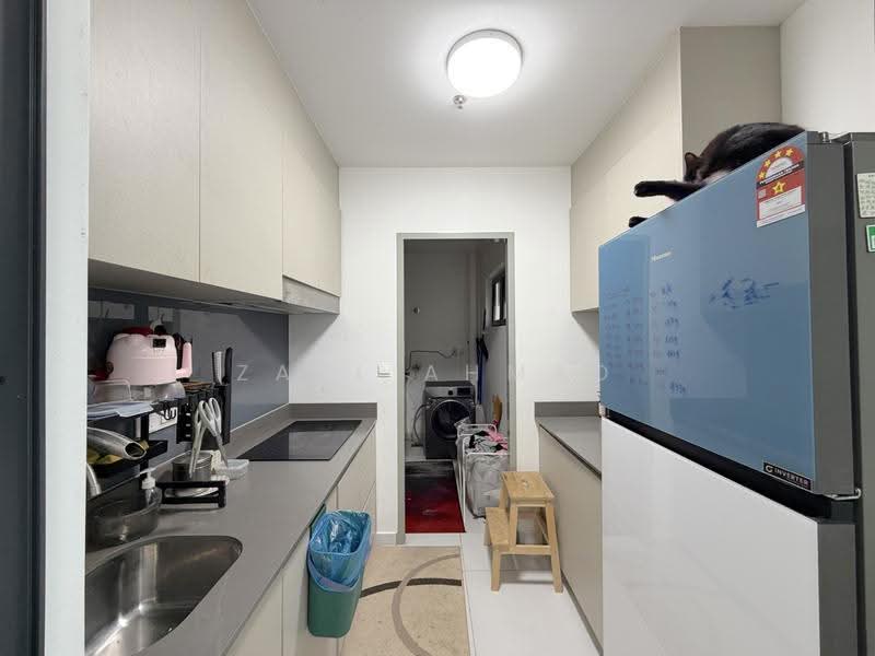 Service Residence for Sale at Sinaran @ Utropolis - Zarl Ahmad - Kitchen - PropertyGuru.com.my