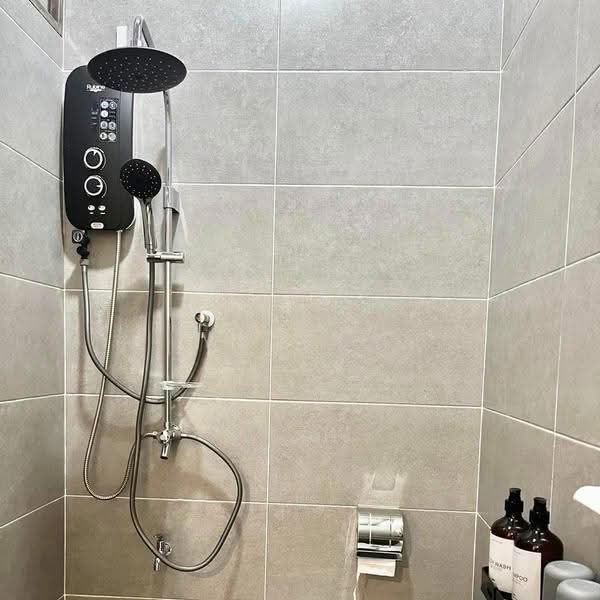 1-storey Terraced House for Rent in Taman Daya (Johor Bahru) - YY Tey - Bathroom - PropertyGuru.com.my