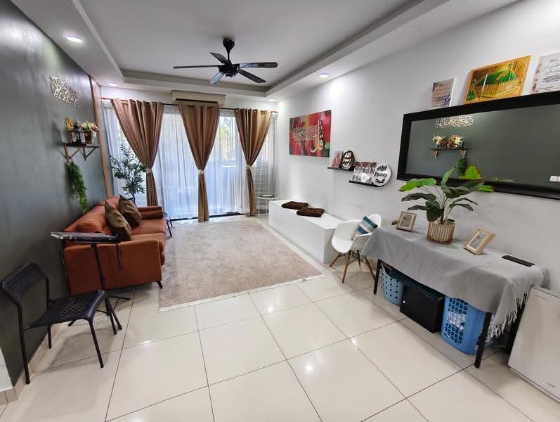 Condominium for Sale at Oasis 1 - Rony Yeo - Living Room - PropertyGuru.com.my