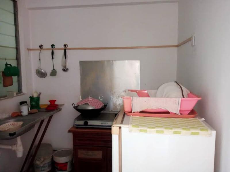 Apartment for Sale at Puncak Erskine - Leong . - Kitchen - PropertyGuru.com.my