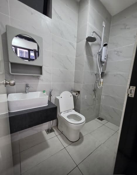 Kediaman Servis untuk Disewa di Space Residency - Alex Cheah - Bathroom - PropertyGuru.com.my