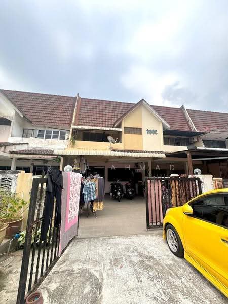 Rumah Teres untuk Dijual di Taman Cheras Indah (Ampang) - Riza Ahmad - Exterior - PropertyGuru.com.my