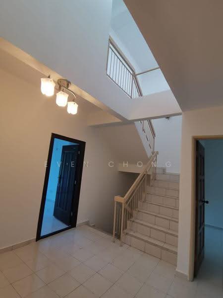 Rumah Teres 2-Tingkat untuk Dijual di Cheras (Selangor) - Even Chong - Entrance - PropertyGuru.com.my