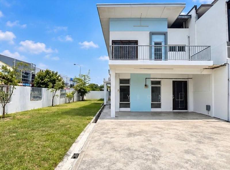 2-storey Terraced House for Sale in Bukit Indah (Iskandar Puteri (Nusajaya)) - Shi May Yeong - Exterior - PropertyGuru.com.my
