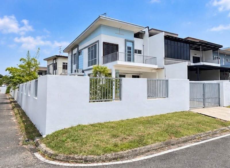 2-storey Terraced House for Sale in Bukit Indah (Iskandar Puteri (Nusajaya)) - Shi May Yeong - Exterior - PropertyGuru.com.my