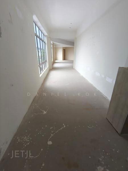 Shop for Sale in Taman Sentosa (Klang) - Daniel Kok - Corridor - PropertyGuru.com.my