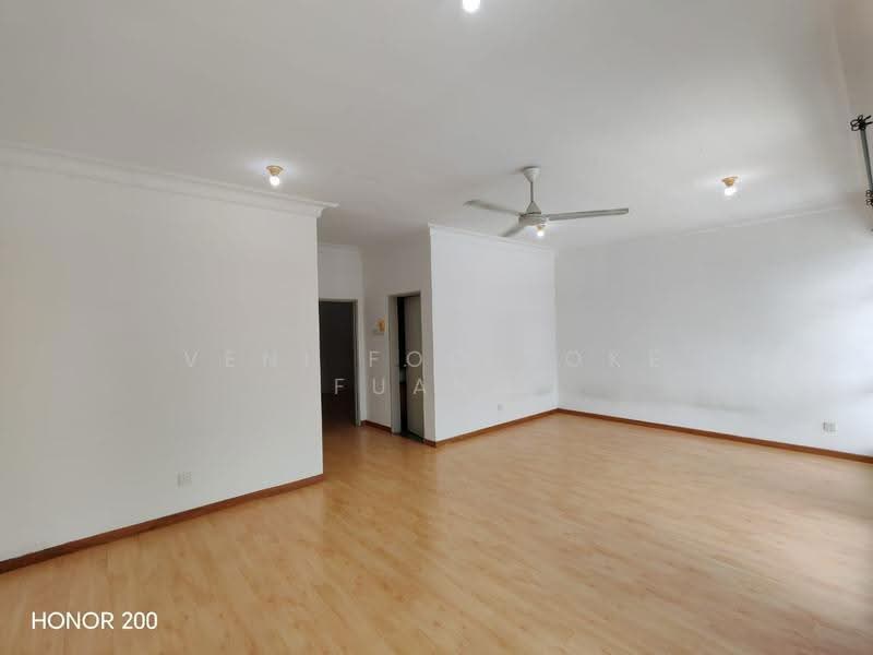 2-storey Terraced House for Rent in Bukit Raja (Selangor) - Veni Foo Yoke Fuang - Living Room - PropertyGuru.com.my