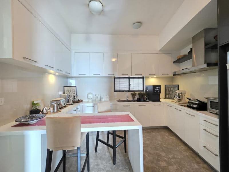 Condominium for Sale at Kiaramas Danai - Benn Tan - Kitchen - PropertyGuru.com.my