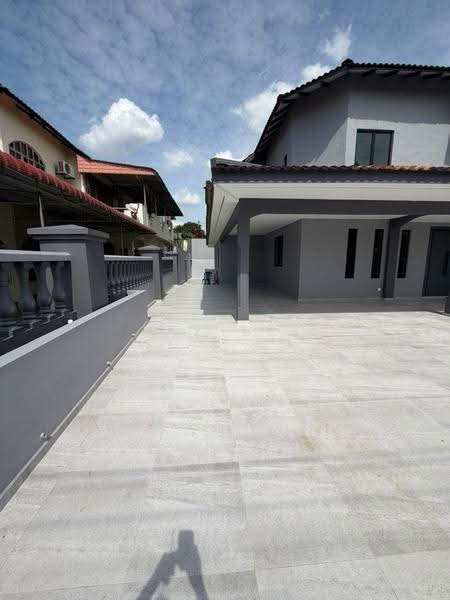 Semi-Detached House for Sale in Taman Skudai Baru (Skudai) - Jaz Lee - PropertyGuru.com.my