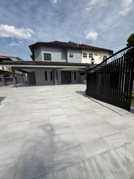 Semi-Detached House for Sale in Taman Skudai Baru (Skudai) - Jaz Lee - PropertyGuru.com.my