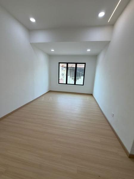Semi-Detached House for Sale in Taman Skudai Baru (Skudai) - Jaz Lee - PropertyGuru.com.my