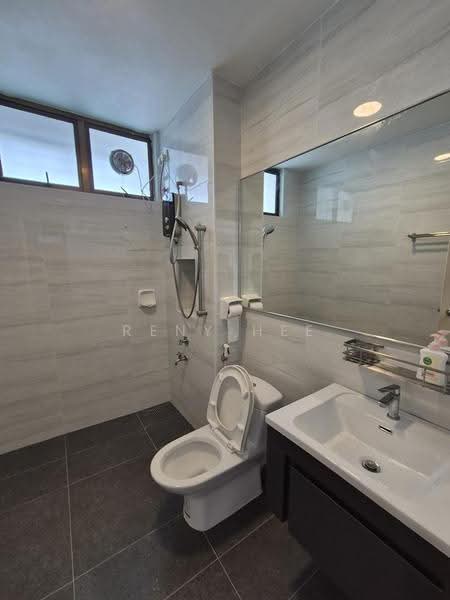 Rumah Teres 2-Tingkat untuk Dijual di Bandar Dato Onn (Tebrau) - Reny Hee - Bathroom - PropertyGuru.com.my