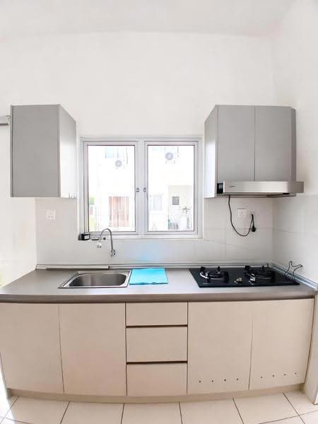 2-storey Terraced House for Rent in Semenyih (Selangor) - Norsyahidah Razlan - Kitchen - PropertyGuru.com.my
