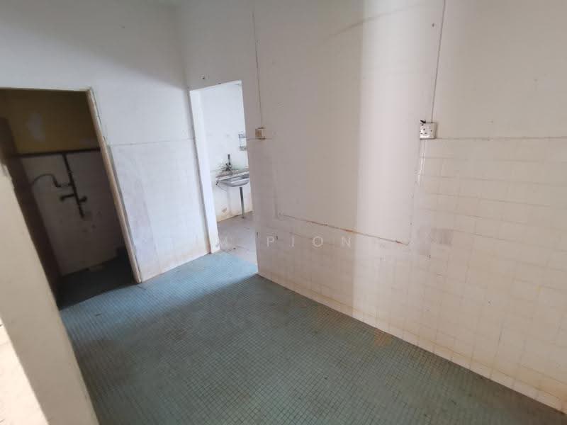 Rumah Teres 2-Tingkat untuk Dijual di Taman Datuk Thamby Chik Karim (Batu Berendam) - Tim Piong - PropertyGuru.com.my