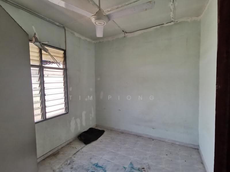 Rumah Teres 2-Tingkat untuk Dijual di Taman Datuk Thamby Chik Karim (Batu Berendam) - Tim Piong - PropertyGuru.com.my