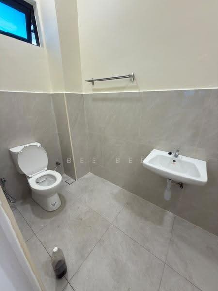 1-storey Terraced House for Rent in Taman Perling (Perling) - Bee Bee - PropertyGuru.com.my