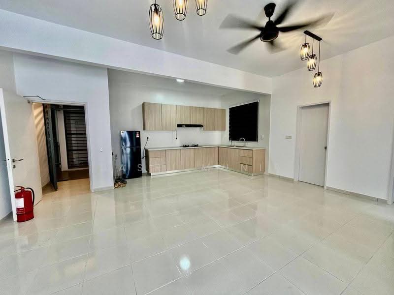 Kondominium untuk Dijual di Residensi Adelia 2 - Basri Munir - Kitchen - PropertyGuru.com.my