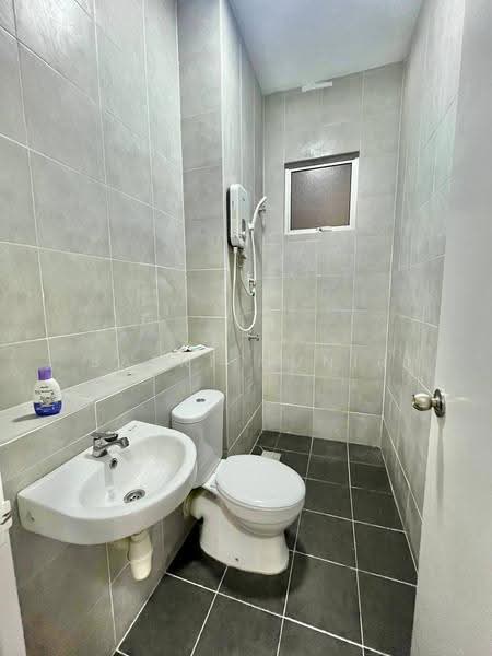 Kondominium untuk Dijual di Residensi Adelia 2 - Basri Munir - Bathroom - PropertyGuru.com.my
