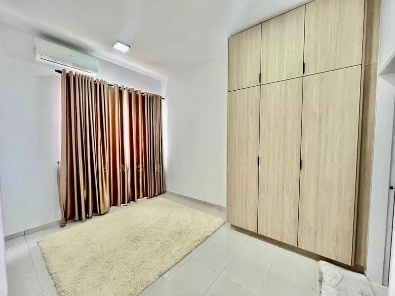 Kondominium untuk Dijual di Residensi Adelia 2 - Basri Munir - Bedroom - PropertyGuru.com.my