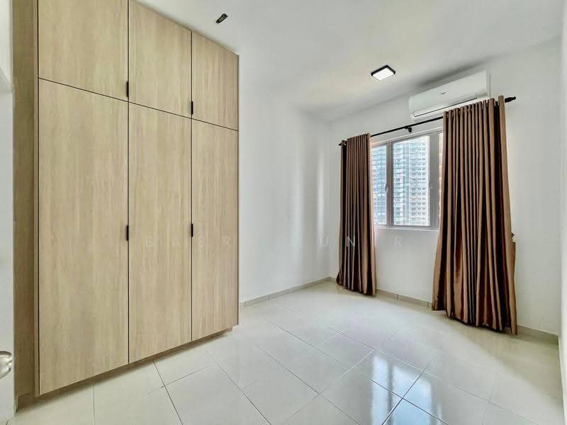 Kondominium untuk Dijual di Residensi Adelia 2 - Basri Munir - Bedroom - PropertyGuru.com.my