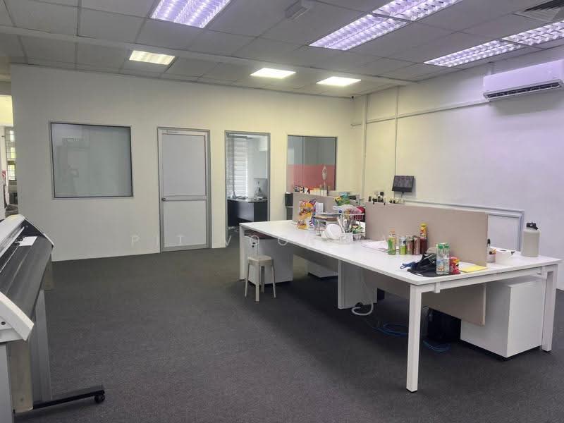 Factory for Rent in Puchong (Selangor) - Pit Voon Yap - Interior - PropertyGuru.com.my