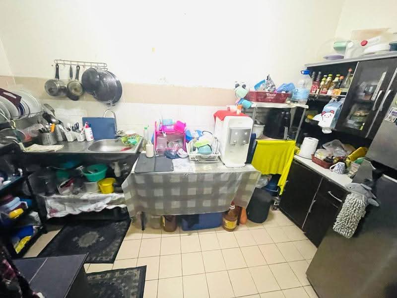Pangsapuri untuk Dijual di Residensi Bistaria - Sam Jamal - Kitchen - PropertyGuru.com.my