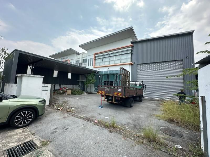 Factory for Rent in Saujana Rawang (Rawang) - CW Kong - Exterior - PropertyGuru.com.my