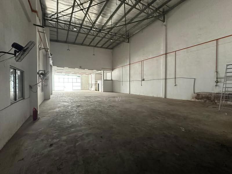 Factory for Rent in Saujana Rawang (Rawang) - CW Kong - Interior - PropertyGuru.com.my