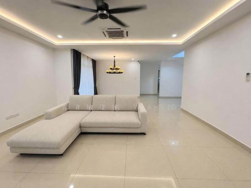 Semi-Detached House for Sale in Taman Dato Onn (Johor Bahru) - Simon Wang - Living Room - PropertyGuru.com.my