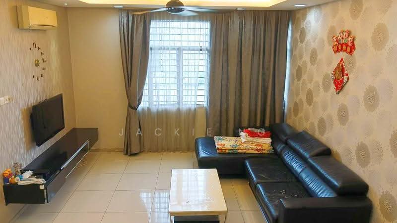 Townhouse for Sale in Bandar Bukit Puchong 2 (Puchong) - Jackie Ng - Living Room - PropertyGuru.com.my