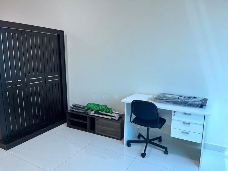 Kediaman Servis untuk Dijual di MKH Boulevard - Rony Yeo - Study - PropertyGuru.com.my
