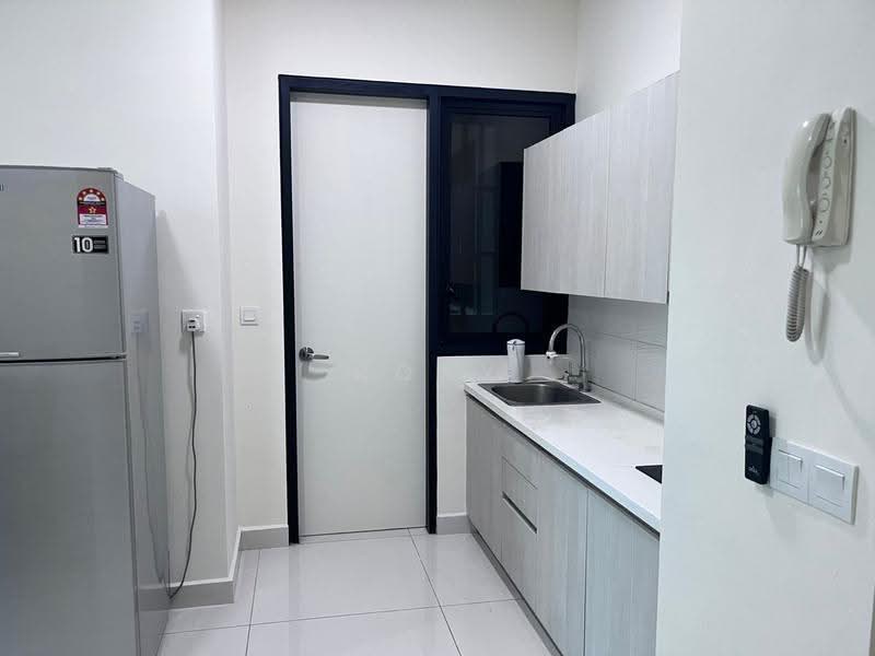 Kediaman Servis untuk Dijual di MKH Boulevard - Rony Yeo - Kitchen - PropertyGuru.com.my