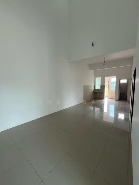 Rumah Berkembar untuk Dijual di Rumah Berkembar Setingkat di Karangan (Karangan) - Sanggaran Muniandy - Interior - PropertyGuru.com.my