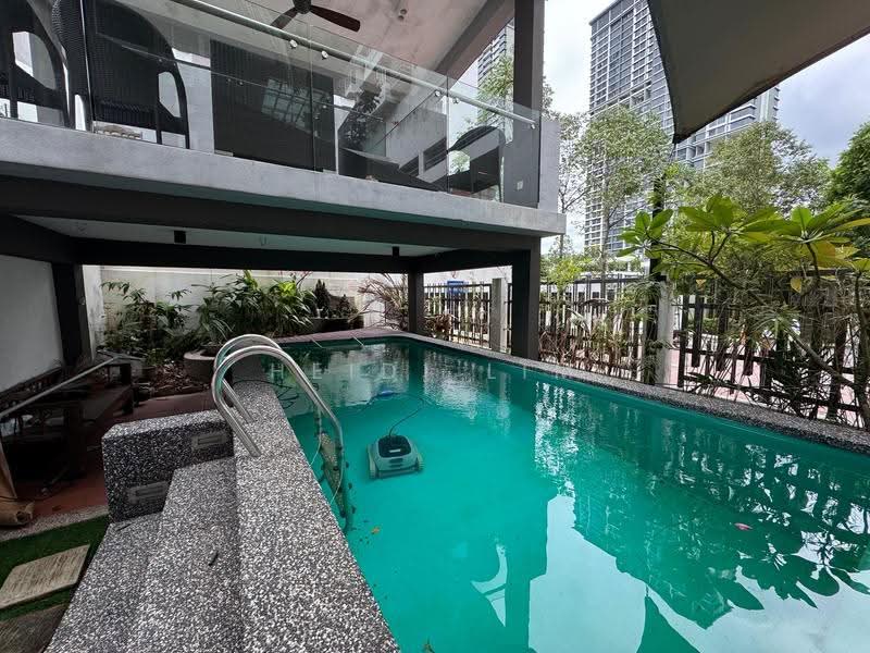 Semi-Detached House for Sale in Bukit Kerinchi (Pantai) - Heidi Lim - Pool - PropertyGuru.com.my