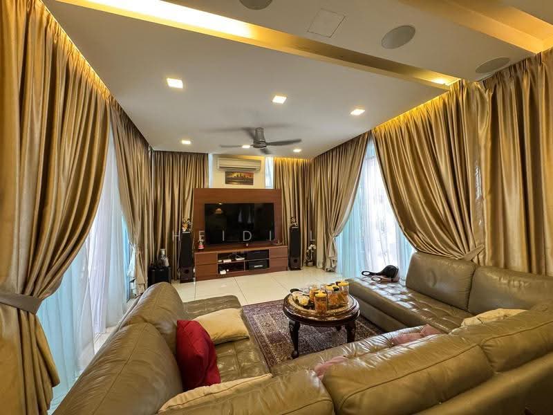 Semi-Detached House for Sale in Bukit Kerinchi (Pantai) - Heidi Lim - Living Room - PropertyGuru.com.my