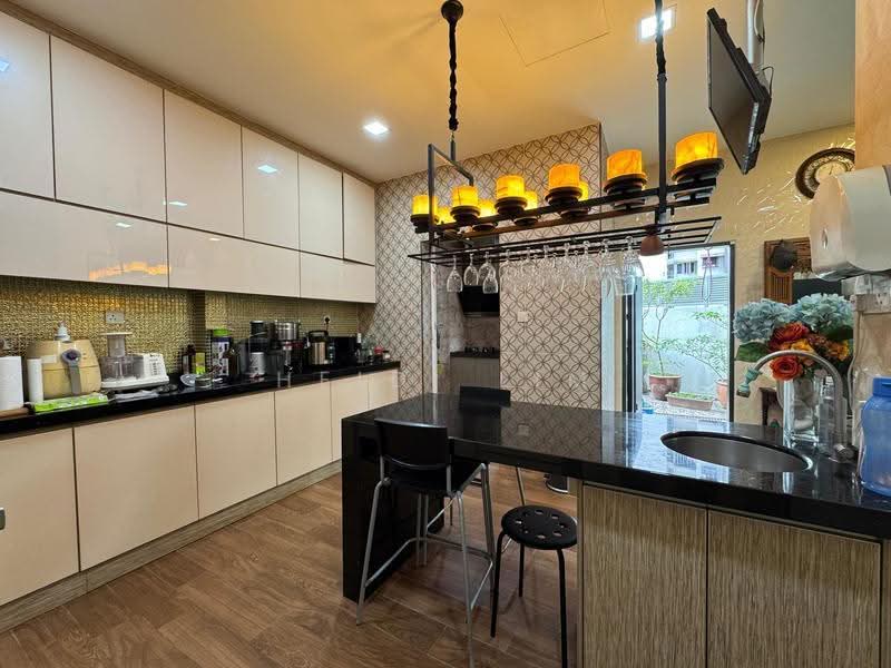 Semi-Detached House for Sale in Bukit Kerinchi (Pantai) - Heidi Lim - Kitchen - PropertyGuru.com.my