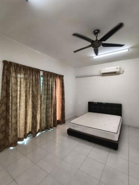 Rumah Teres 2-Tingkat untuk Disewa di Taman Bukit Bayu Senai (Kulai) - Austing Ng - Bedroom - PropertyGuru.com.my