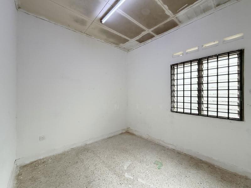 Rumah Teres 1-Tingkat untuk Dijual di Taman Pasir Putih (Pasir Gudang) - Lywen Thye - Interior - PropertyGuru.com.my
