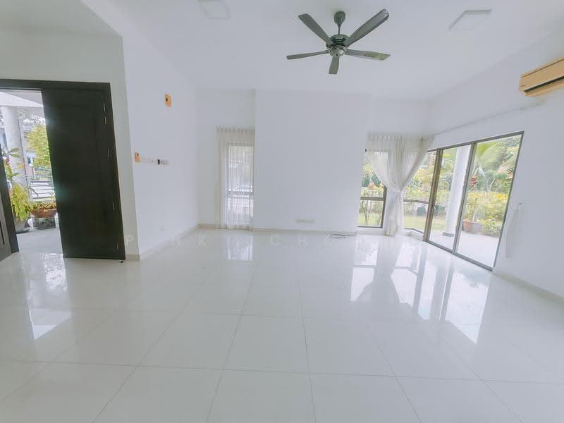 Bungalow House untuk Disewa di Valencia (Sungai Buloh) - Pinky Choong - Living Room - PropertyGuru.com.my