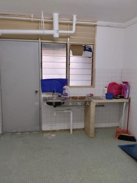 Flat for Sale at PKNS Flat Seksyen 6 - Sariza Hartanah - Interior - PropertyGuru.com.my