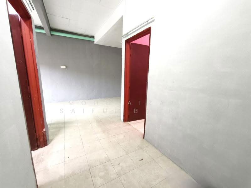 1-storey Terraced House for Sale in Taman Arowana Indah (Rasah) - Mohd Aizat Saiful Bahri - Interior - PropertyGuru.com.my